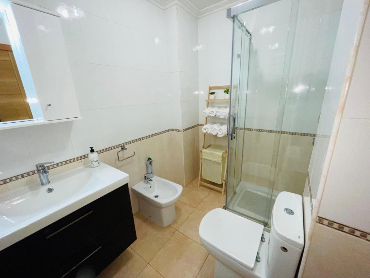 Alojamiento Rey Davina Apartment บิลาการ์เซีย เด อาโรว์ซา ภายนอก รูปภาพ