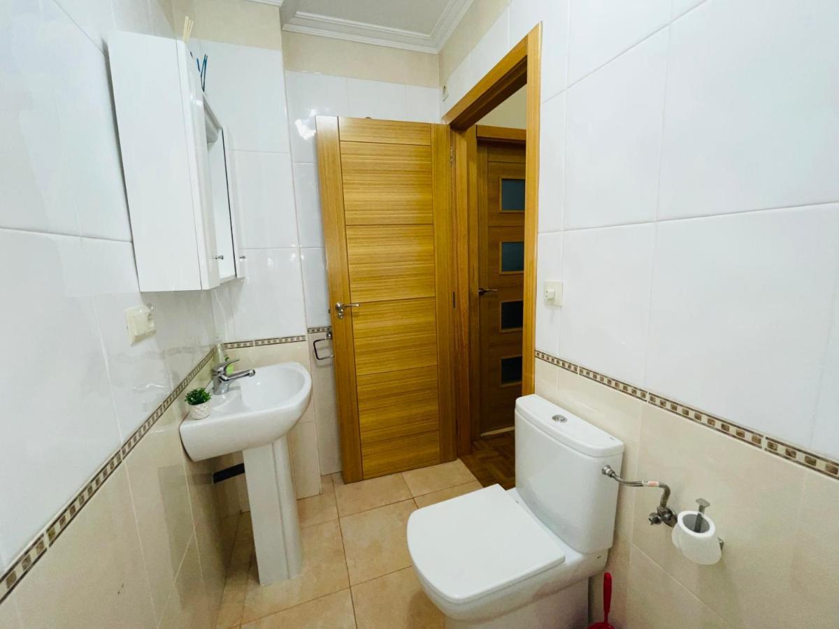 Alojamiento Rey Davina Apartment บิลาการ์เซีย เด อาโรว์ซา ภายนอก รูปภาพ